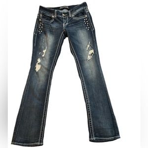 Maurice’s Premium Distressed Denim. Size 7/8 Reg